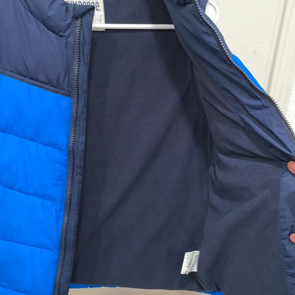 Gymboree blue and Navy puffer Vest zip up - Picture 4 of 6